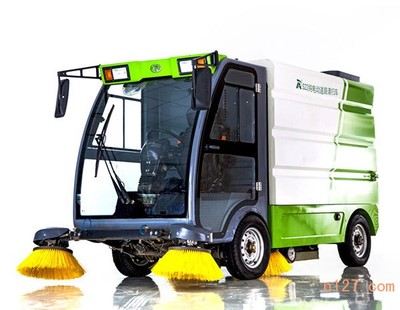 湖北環(huán)衛(wèi)車的創(chuàng)新應(yīng)用 電動道路清掃車的適用領(lǐng)域與產(chǎn)品亮點(diǎn)